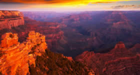 Que o Grand Canyon é uma atração imperdível já é de conhecimento geral. Muitos sonham em conhecer o parque a vida inteira e ele figura entre os primeiros l