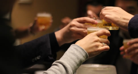 O hotel que está investindo na cervejaria artesanal incluirá em sua carta rótulos como Wäls e Colorado, recém-premiadas no World Beer Awards (WBA), principal competição do segmento, apresentará a novidade em um evento de experiência para influencers e alg