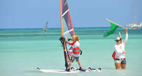 De amanhã (1º) até 7 de julho, Aruba será a anfitriã da Hi-Winds, competição de esportes náuticos nas modalidades de windsurfe e kiteboarding. Pela primeir