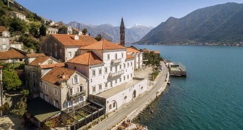 A Iberostar Hotels & Resorts abre neste mês de junho dois novos hotéis totalmente renovados em Montenegro