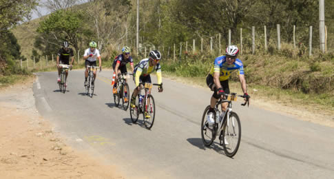 Versão do tradicional e desafiador Tour de France para atletas amadores, a prova tem sua quarta edição no país entre 28 e 30 de setembro em Campos do Jordão
