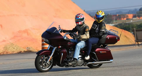No MOTO Premium, é possível pilotar 50 motos diferentes