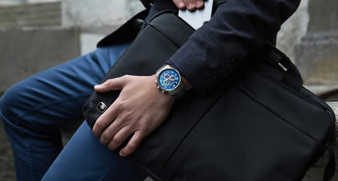 A Wenger, marca suíça do grupo Victorinox, está no Brasil com uma completa linha de relógios, malas e mochilas
