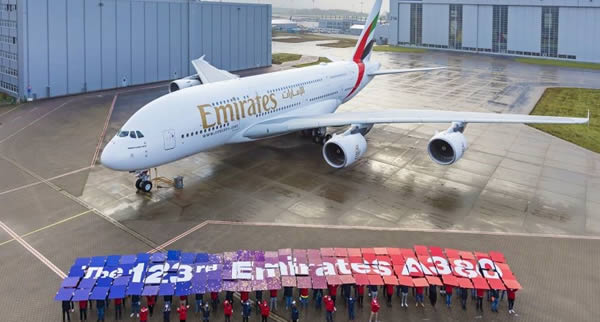  A Emirates recebeu seu 123º superjumbo Airbus A380