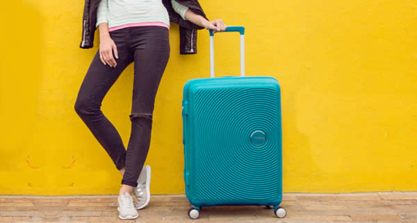 A escolha de uma mala de viagem deve levar em conta fatores como durabilidade, material, tamanho e garantia