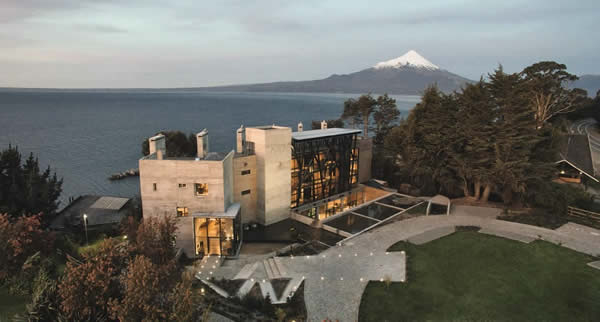 A belíssima Região dos Lagos e Vulcões, no Chile, é lar do conceituado hotel-boutique AWA, que fica a 20 minutos do centro de Puerto Varas