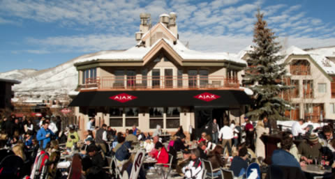 A Aspen Skiing Company investiu mais de 10 milhões de dólares em obras de infraestrutura e projetos para a temporada de inverno de 2015-2016 que inclui troca do teleférico High Alpine de Snowmass, a renovação do Bistrô Cloud Nine e nova bilheteria na Aspe
