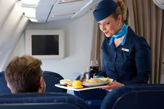 Azul linhas aéreas - serviço de bordo - aviação - Estados Unidos - Europa - turismo