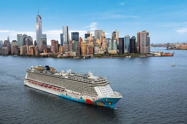 Cruise Critic Editors - Norwegian Breakaway - Best New Ship