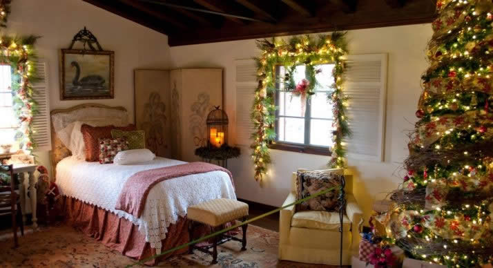 Holiday Home Tour at Pinewood Estate