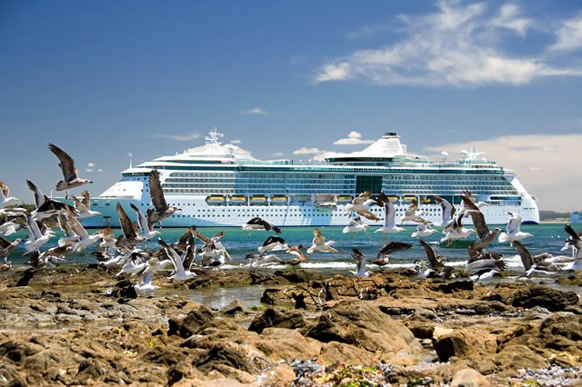 Crystal Cruises, Viking Cruises, Azamara Club Cruises, Crucero, Uruguai, Cruzeiro