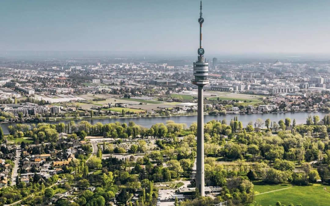 Danubio Tower - Donaupark Park - ustria - Torre do Danbio - Destinos