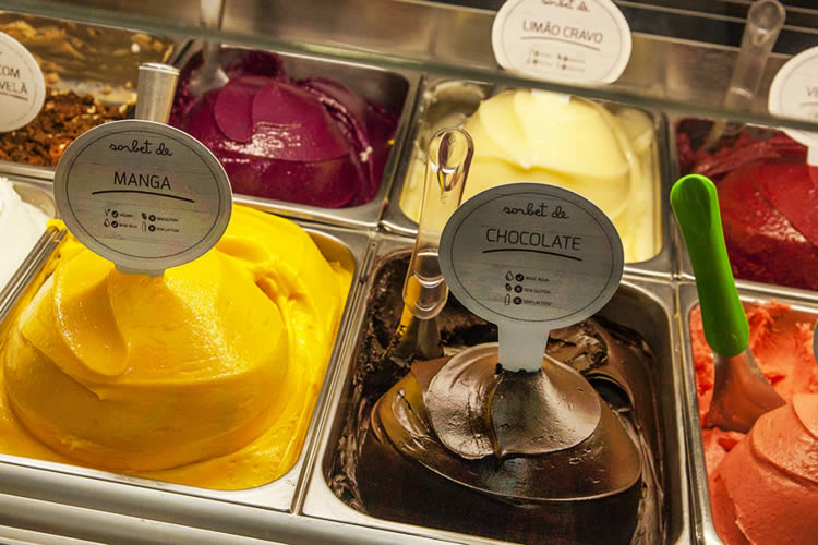 A variedade de sabores da Davvero Gelato