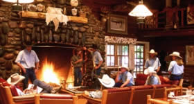Delaware North, uma das líderes globais em hospitalidade, acaba de anunciar a aquisição de dois novos resorts em Whitefish, Montana (EUA): Pine Lodge e Bes