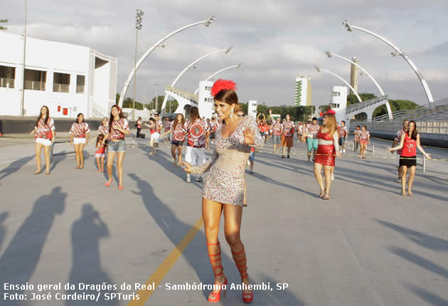 Ensaios Carnaval Sambódromo Anhembi São Paulo