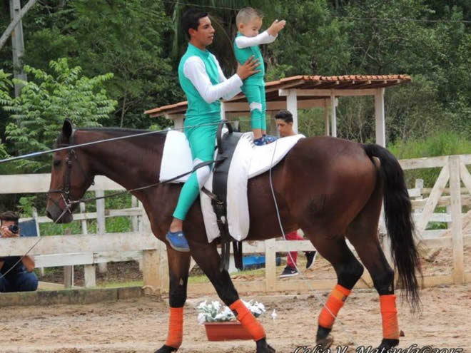 Dia das Mães na Fazendo Hípica Nova Canaã, Santa Isabel, SP‏: Terapias, Hipismo e Pilates