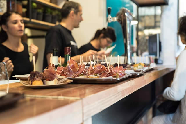 Gastronomia uruguaia - Mercado Pablo Ferrando - Cordn - Gastronomia