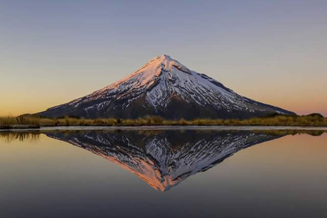 Mount - Taranaki by Jeremy Beckers - Nova Zelândia - New Zealand