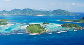 Chamado de Robinson Crusoe da vida real, o inglês Brendon Grimshaw comprou uma pequena e paradisíaca ilha no meio do Oceano Índico na década de 60. Moyenne