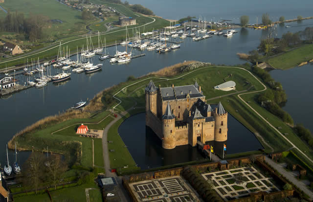 Muiderslot