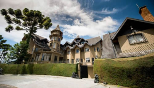 Castelo Nacional Inn Campos do Jordão: Hogwarts Brasileira