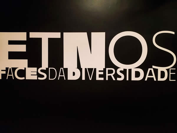 Exposio ETNOS - Farol Santander