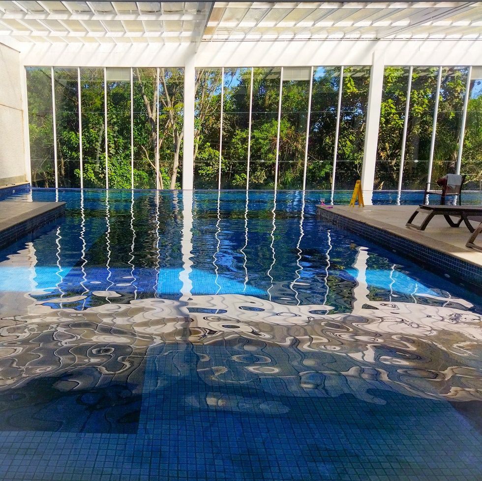 tau resort piscina aquecida