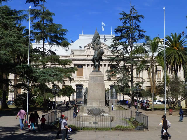 Plaza Belgrano - Foto: Gustavo Arévalos - Jujuy - Argentina