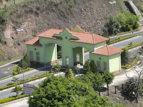 Pousada da Cachoeira já aceita reservas para o período da 23.ª Festa do Morango de Monte Alegre do Sul