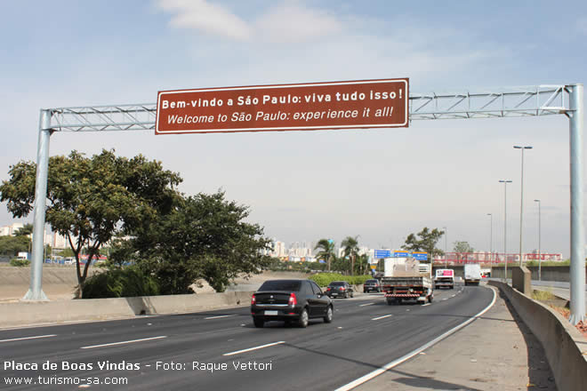 SPTuris: pórticos na Marginal Tietê, SP