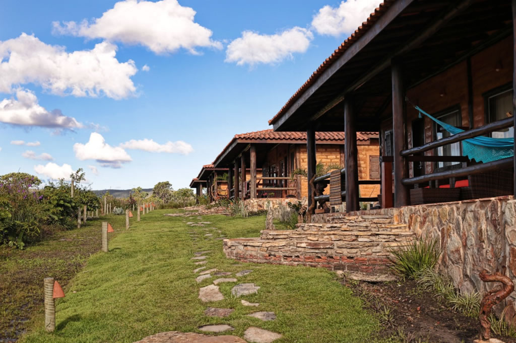 pousada-boutique Incia, Chapada dos Veadeiros, chef Rafael Nery, restaurante LAlcofa