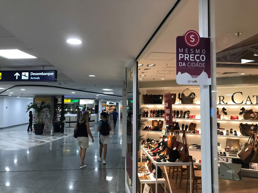 Mesmo Preço da Cidade - Aeroporto Internacional Tom Jobim - RIOgaleão - Aeroporto - Embarque - Rio de Janeiro - Turismo