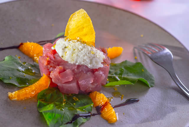 Tartar de Atum - Des Cucina - Foto: Gladstone Campos