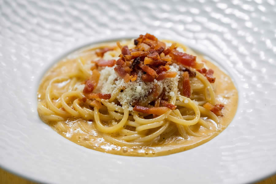 Sky Hall Garden Bar_Spaghetti Carbonara_Foto_Belle Ribeiro