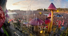 Flandres, a região norte da Bélgica, recebe nesta sexta-feira (24) o Tomorrowland. Fazendo jus à fama de maior festival do mundo, o evento terá três dias de festas, performances, instalações artísticas e muitas outras atrações – além de, é claro, música e