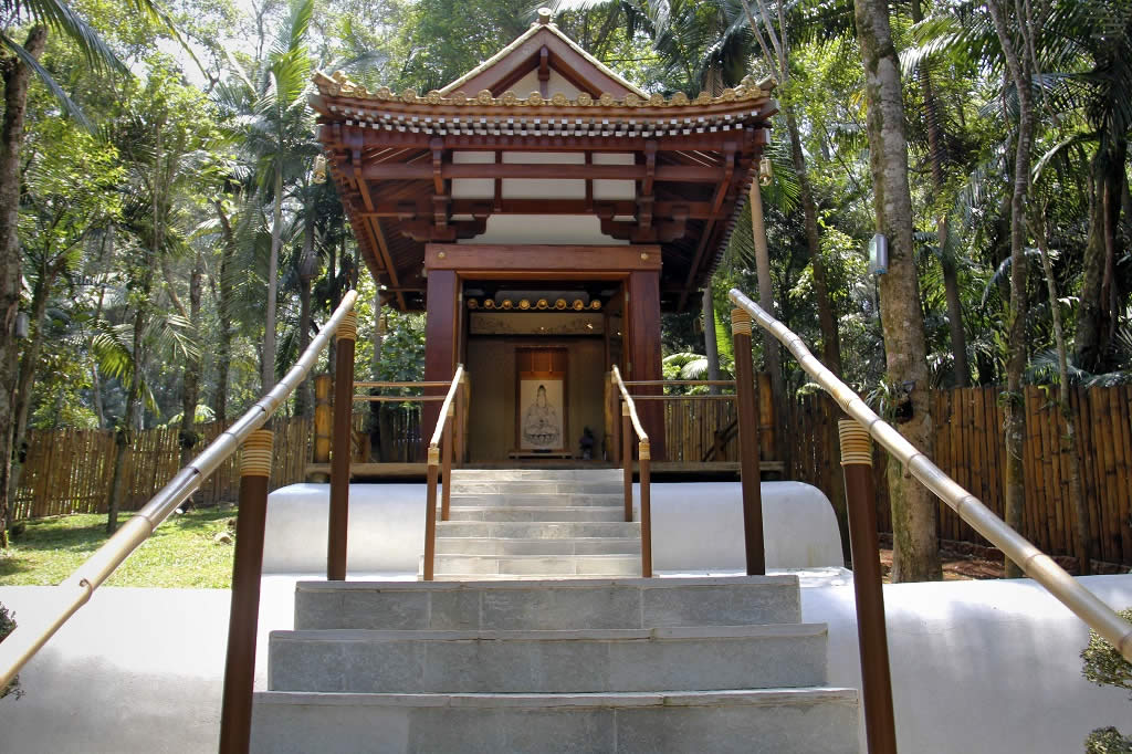 Torre de Miroku - Ribeiro Pires - Cultura Japonesa - Represa Billings