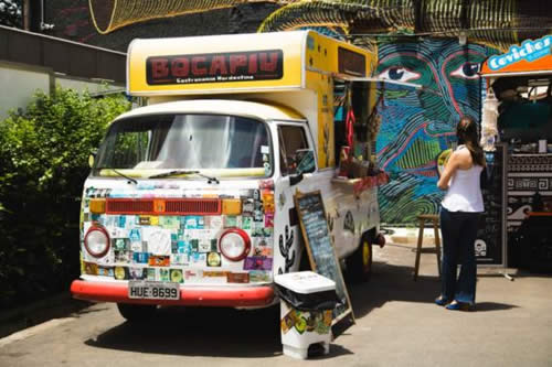 Caipirinha, Samba e Feijoada embala Vila Butantan (SP)