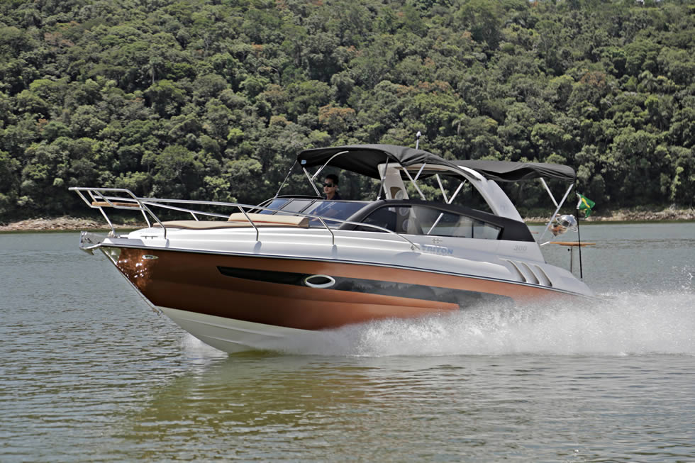 Virtual Bombarco Show Triton 300 Sport