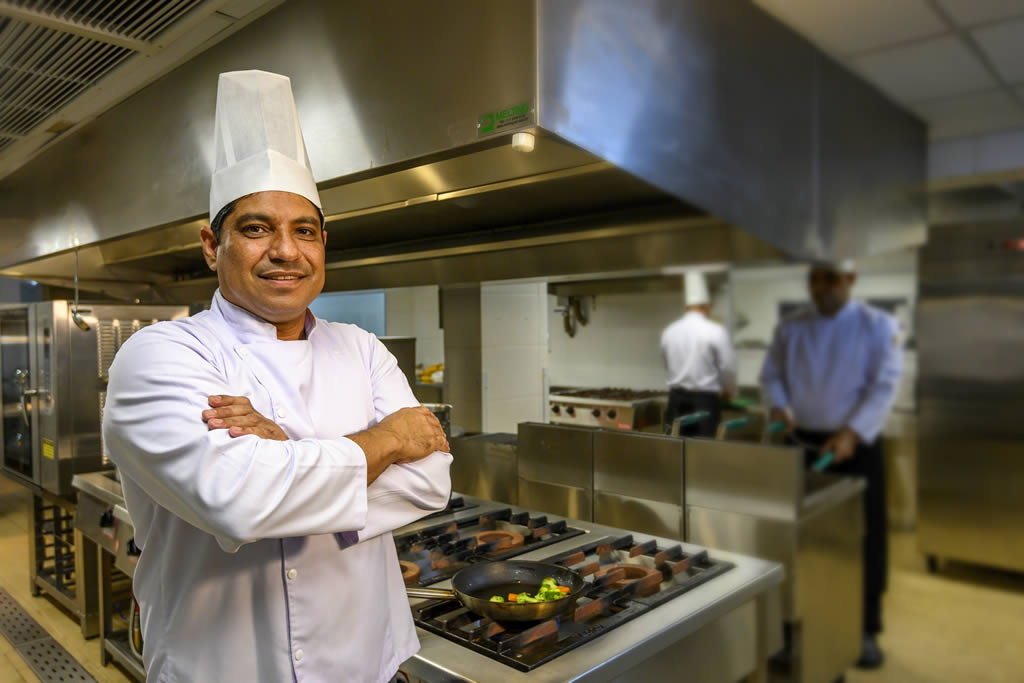 Chef Jomair Moreira - Vogal Luxury Beach Hotel & SPA