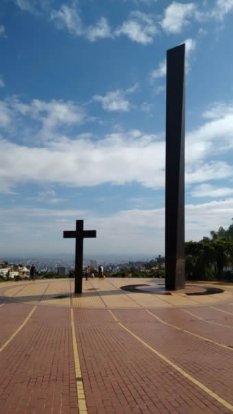  Minas um celeiro de grupos dedicados s artes cnicas 