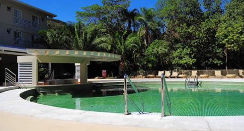 Os pacotes incluem transfer do aeroporto de Goiânia até o Resort para o período