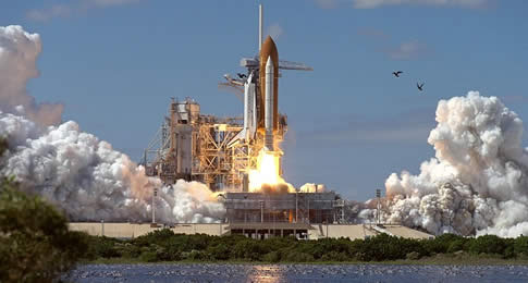 O tour inclui visita na exibição do Space Shuttle Atlantis®