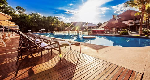 Reconhecido como um dos melhores resorts para famílias da América do Sul o hotel oferece muitas opções de lazer, gastronomia e encantamento, que vão além da imperdível visita às Cataratas do Iguaçu
