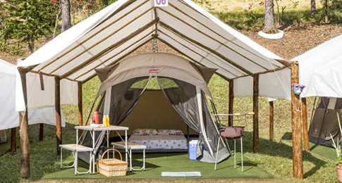 Os conceitos de Ready Camp e soft-camping são ideais para quem deseja contato com a natureza, mas preza pelo conforto
