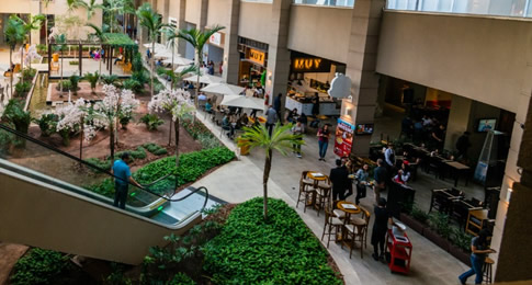 O Alpha Square Mall foi o primeiro do setor a mobilizar suas lojas a implementarem o serviço, se antecipando aos decretos. 