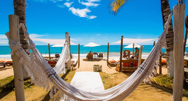 Em Trancoso (BA) ou na Riviera de São Lourenço, no litoral paulista, a rede oferece hotéis em locais privilegiados, seguros e com programações especiais para curtir a virada do ano na praia