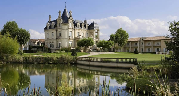 Château Hôtel Grand Barrail, em Saint-Émilion, oferece condições especiais e passeios diferenciados aos viajantes brasileiros