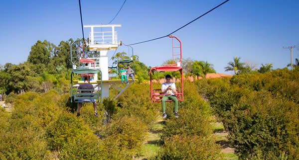 O Parque Maeda, complexo turístico localizado em Itu, cidade a 100 quilômetros de São Paulo, reúne diversas atividades de lazer para crianças e adultos de todas as idades.