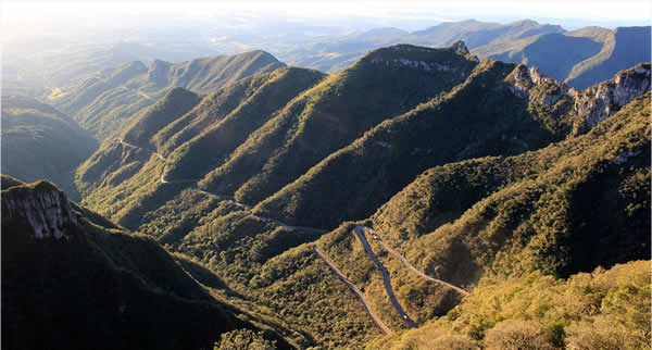 Região com montanhas, cachoeiras e forte identidade cultural ganha destaque como um dos destinos mais promissores do turismo brasileiro