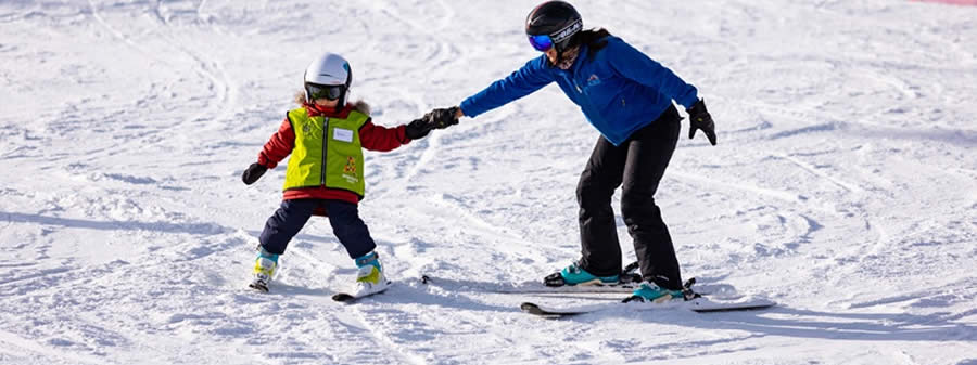 Valle Nevado abre temporada de neve 2026 no Chile com maior área esquiável do hemisfério sul